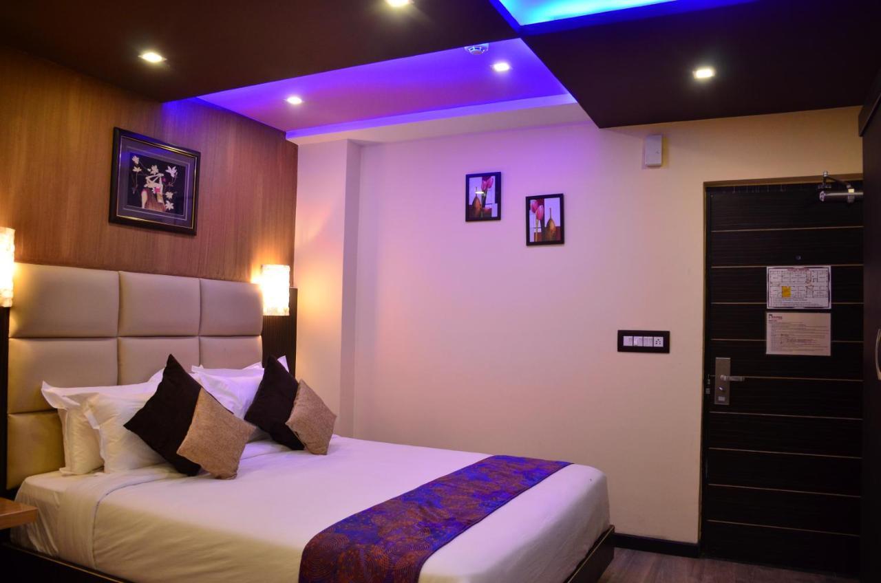 Dolphin Chocolate Inn Chandannagar Zewnętrze zdjęcie