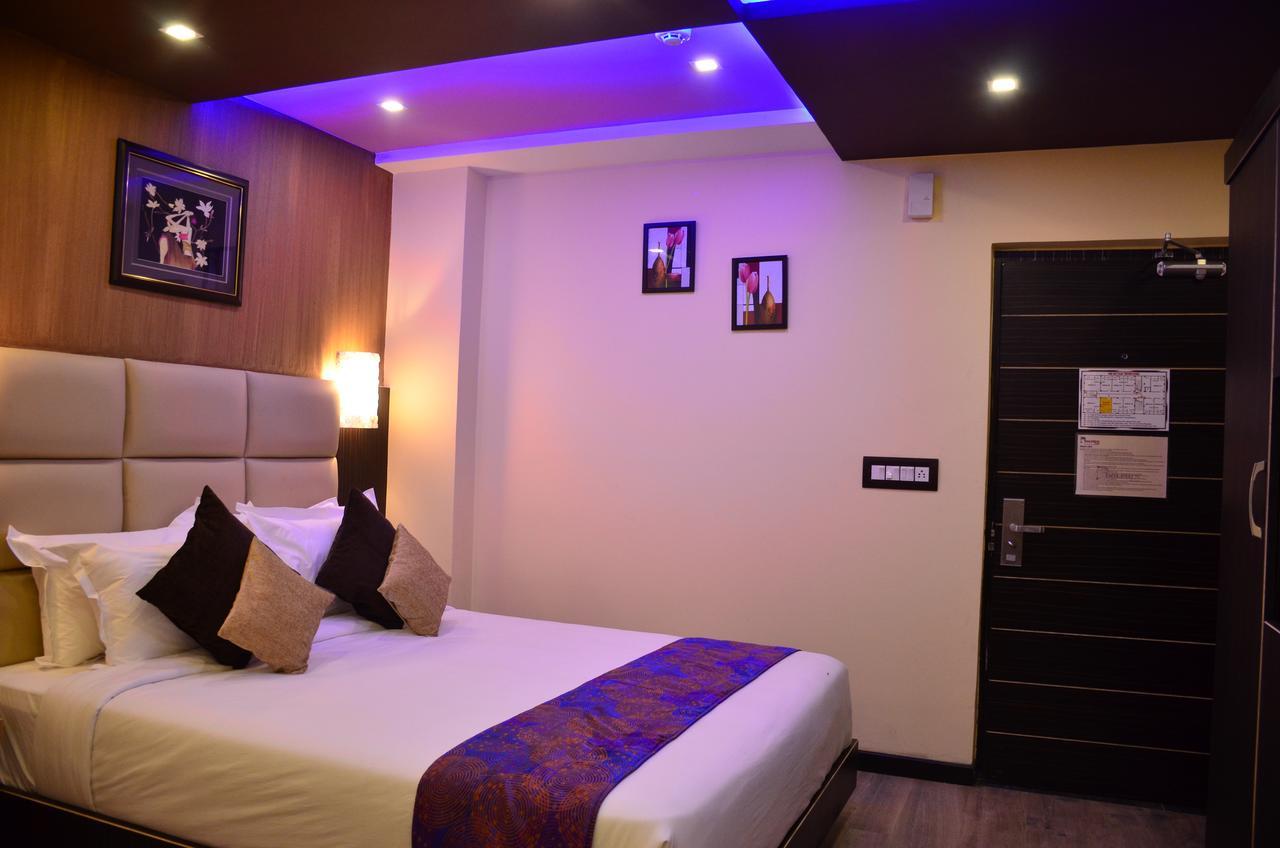Dolphin Chocolate Inn Chandannagar Zewnętrze zdjęcie