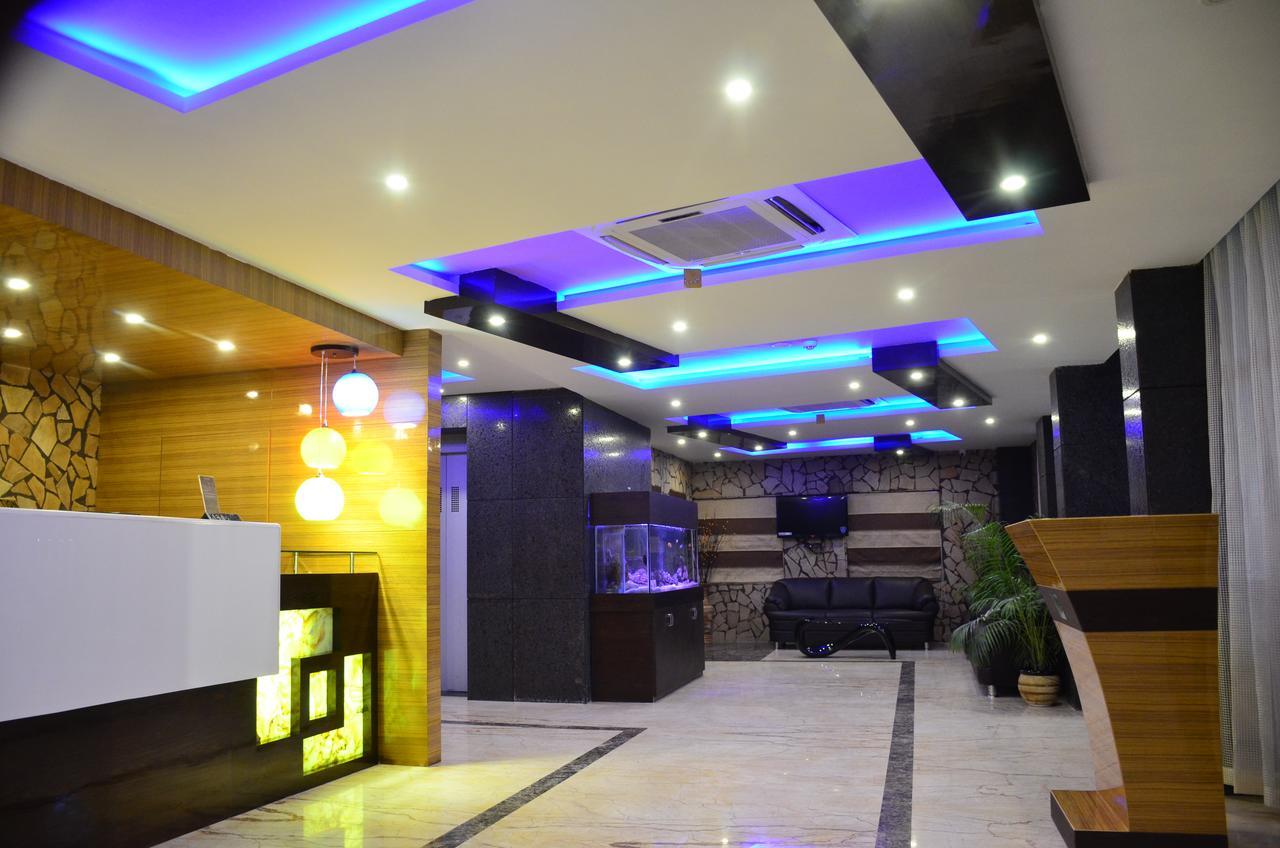 Dolphin Chocolate Inn Chandannagar Zewnętrze zdjęcie