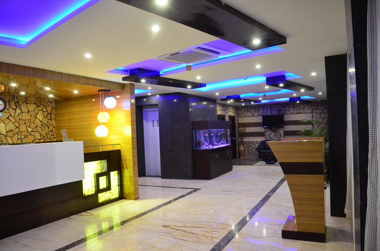 Dolphin Chocolate Inn Chandannagar Zewnętrze zdjęcie